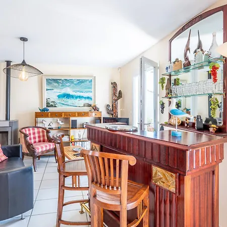 Holiday home Maison Salorge - Piscine Privee Jard-sur-Mer