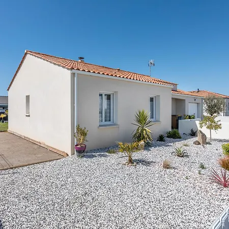 Holiday home Maison Salorge - Piscine Privee Jard-sur-Mer